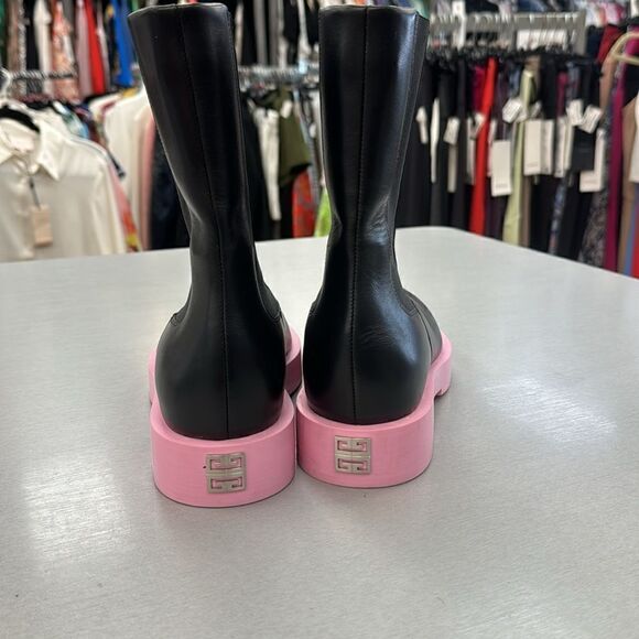 Givenchy boots 🌸 - Picture 3 of 11